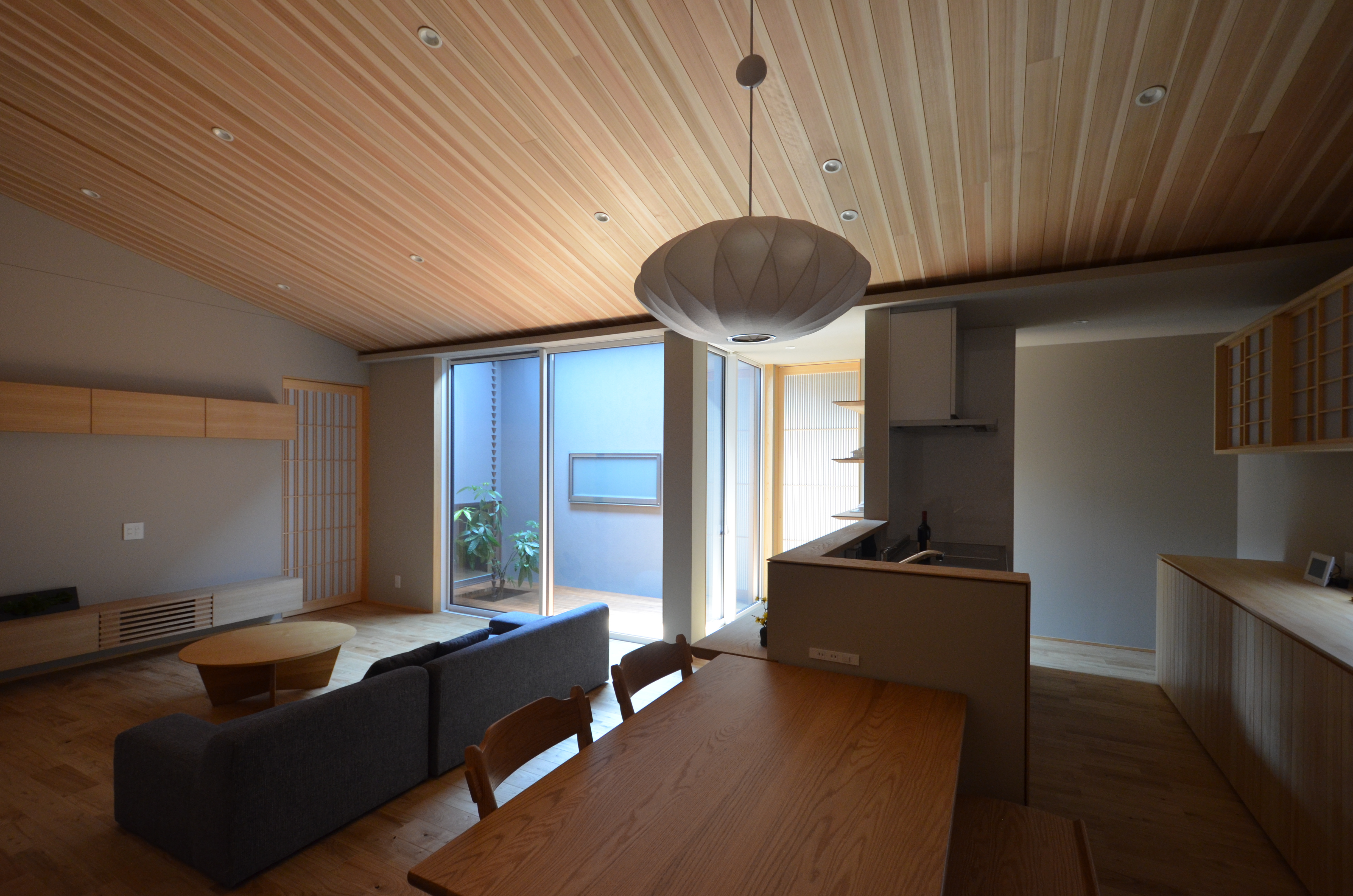 中庭×京和モダン 写真